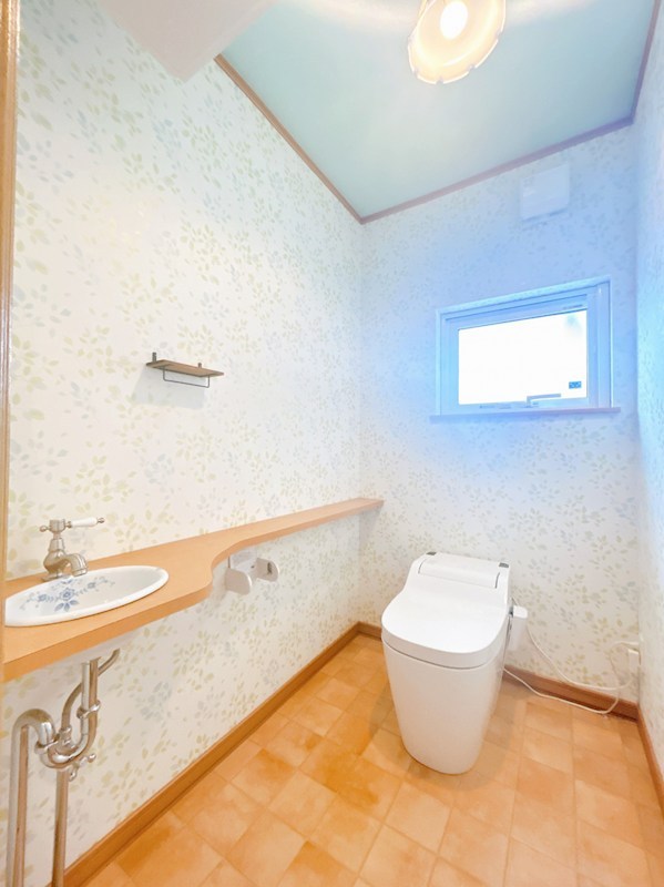 東陵町１６７番　戸建て 内観写真（トイレ）