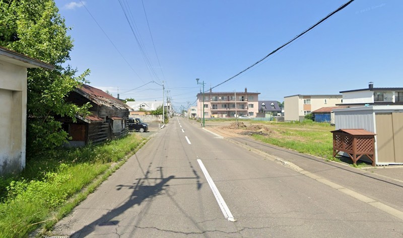 美幌町字東２条南２丁目１番　土地 現地写真（前面道路含む現地写真）