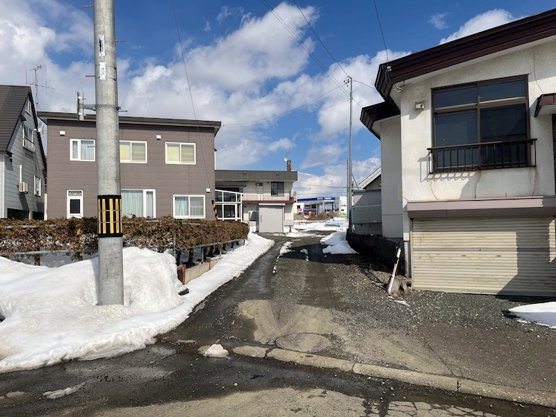 寿町４丁目４番　戸建て 現地写真（前面道路含む現地写真）