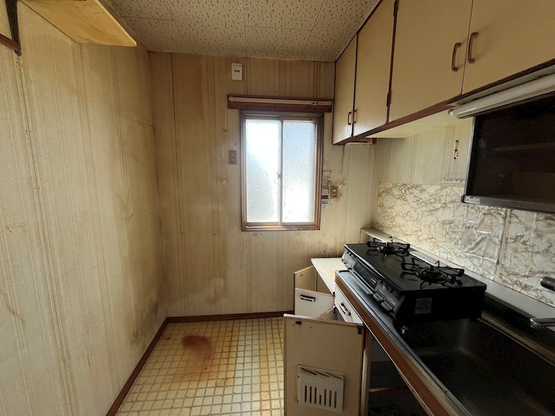寿町４丁目４番　戸建て 内観写真（キッチン）