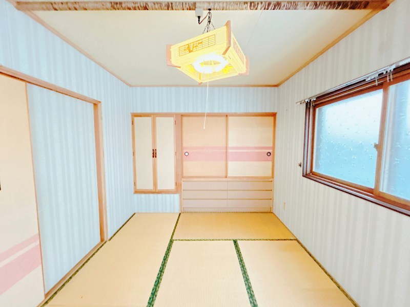 広明町１９８番　戸建て 内観写真（リビング以外の居室）