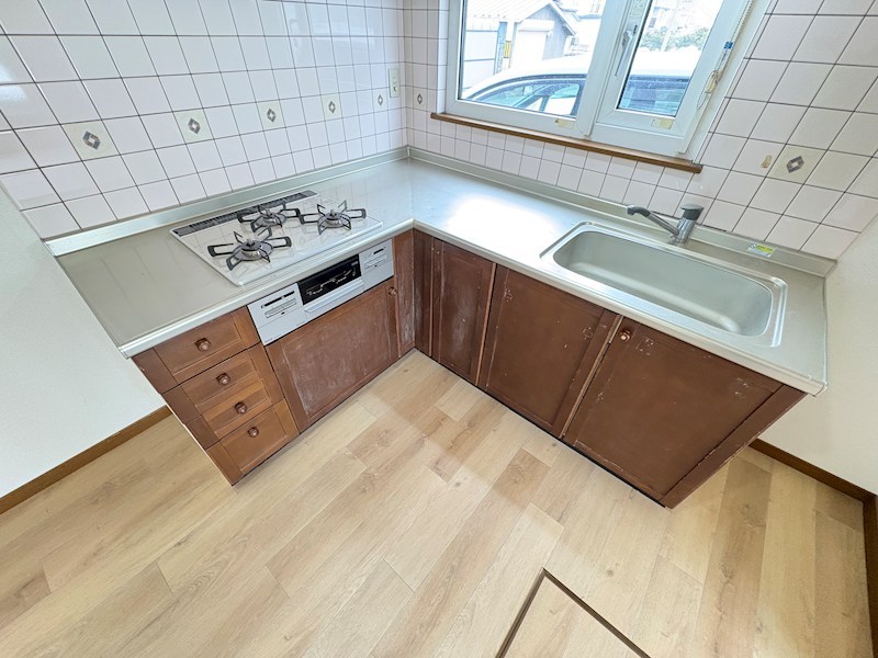 東三輪５丁目５番　戸建て 内観写真（キッチン）