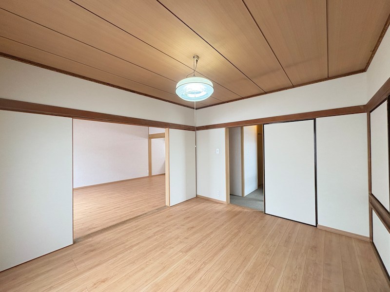高砂町７番　戸建て 内観写真（リビング以外の居室）