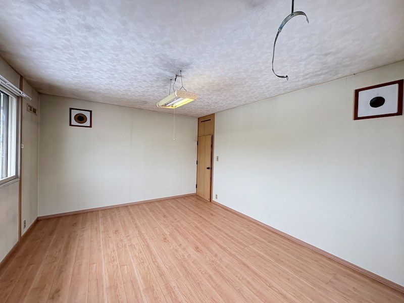 高砂町７番　戸建て 内観写真（リビング以外の居室）