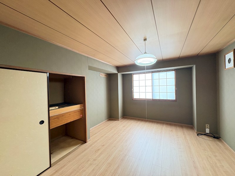 高砂町７番　戸建て 内観写真（リビング以外の居室）