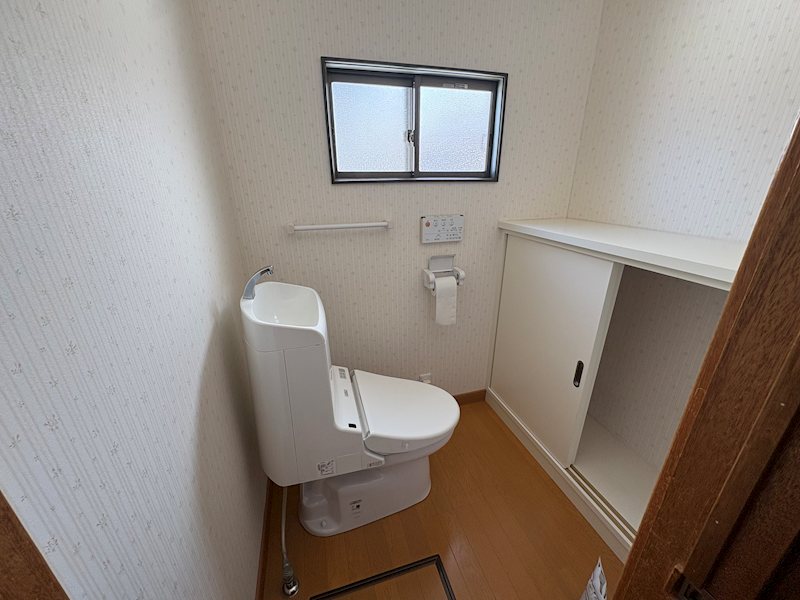 桜町３丁目２６番　戸建て 内観写真（トイレ）