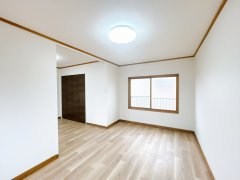 田端町９番　戸建て 内観写真（リビング以外の居室）