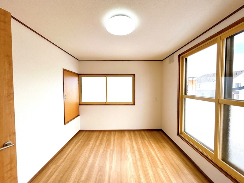 網走市駒場南１丁目９番　戸建て 内観写真（リビング以外の居室）