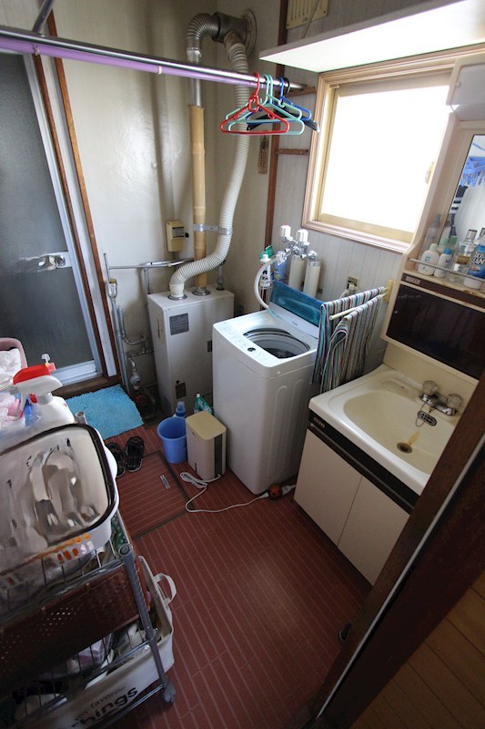 北光３２６番　戸建て 内観写真（洗面台・洗面所）