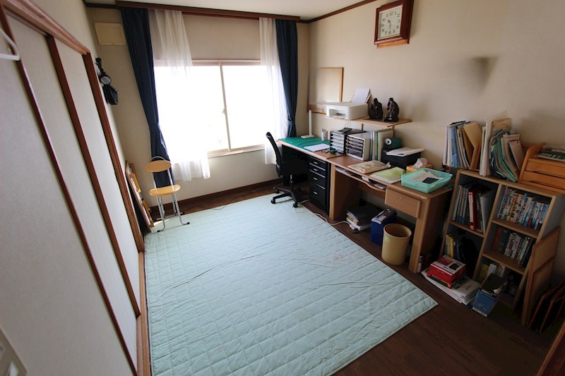 北光３２６番　戸建て 内観写真（リビング以外の居室）