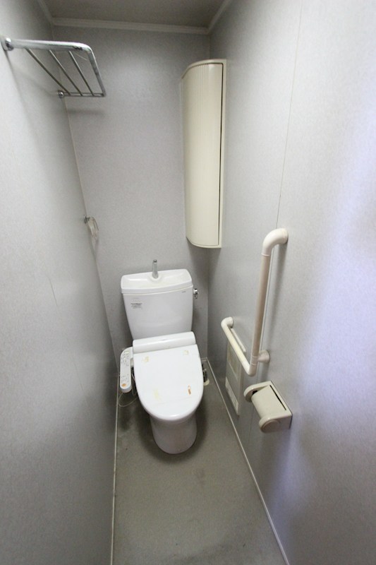 とん田西町２７４番　戸建て 内観写真（トイレ）