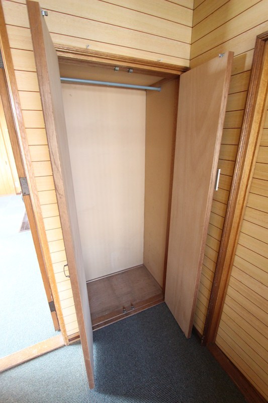 とん田西町２７４番　戸建て 内観写真（収納）