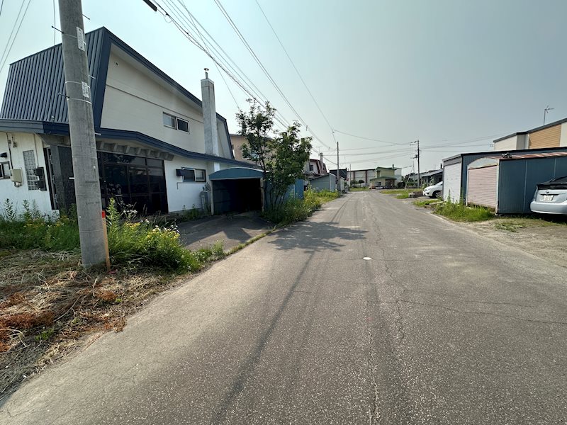美幌町字日の出２丁目１６　戸建て 現地写真（前面道路含む現地写真）