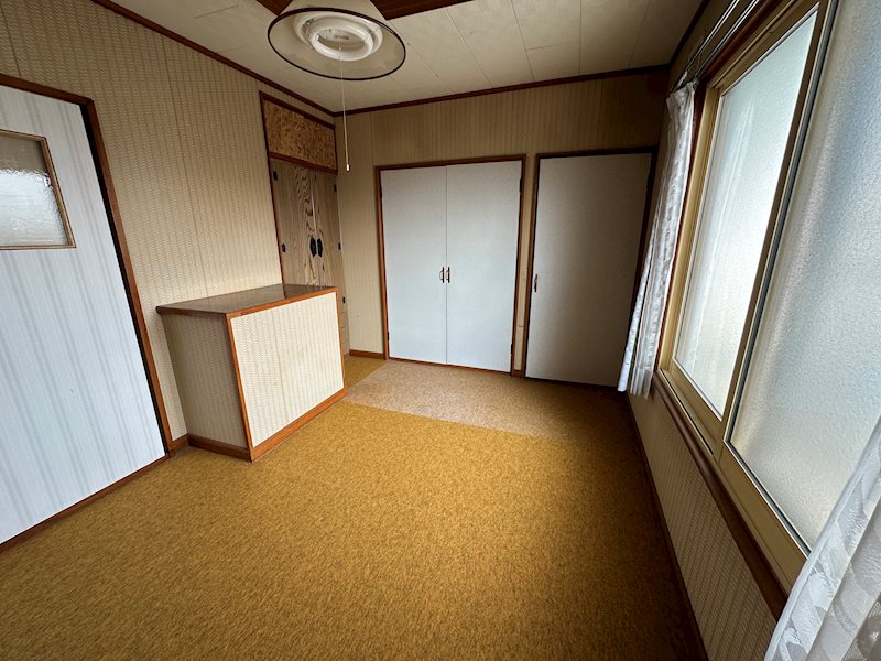 美幌町字日の出２丁目１６　戸建て 内観写真（リビング以外の居室）