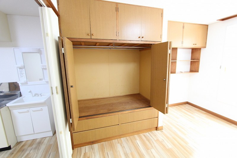 美幌町字東町１丁目７番　共同住宅 内観写真（収納）