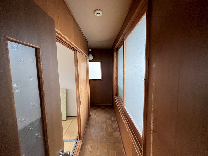 西富町３丁目１５２番　戸建て 内観写真（内装）