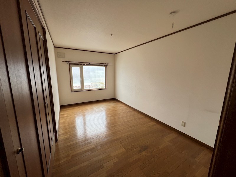 相内町２８９番　戸建て 内観写真（リビング以外の居室）