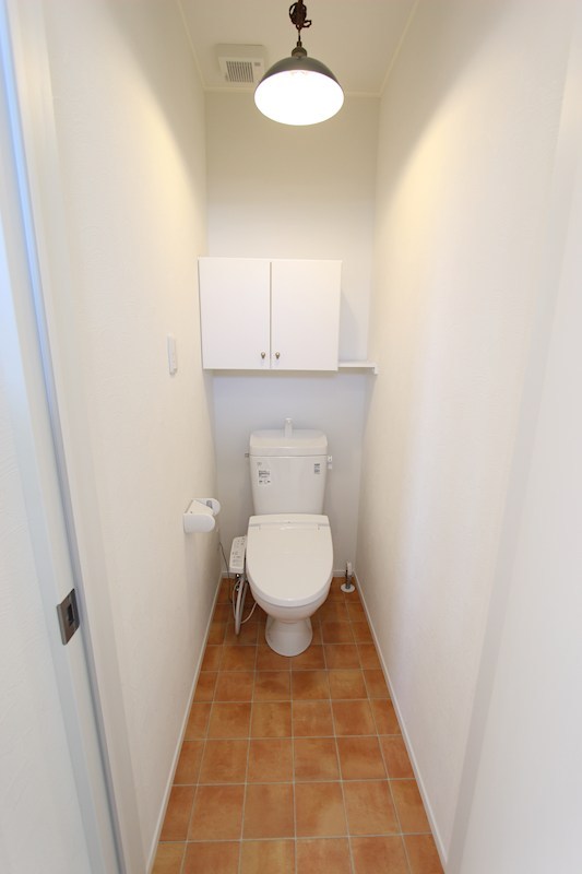 文京町６６３番　共同住宅 内観写真（トイレ）