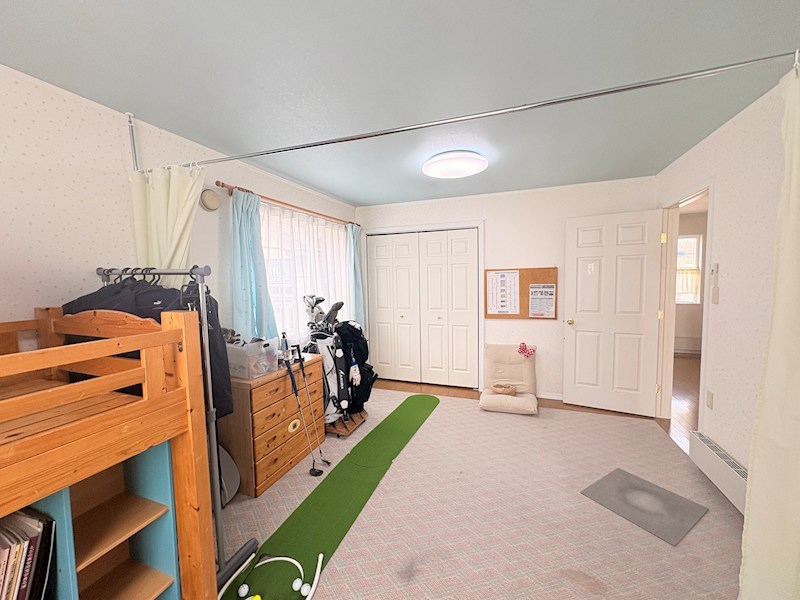 大正１２７番　戸建て 内観写真（リビング以外の居室）