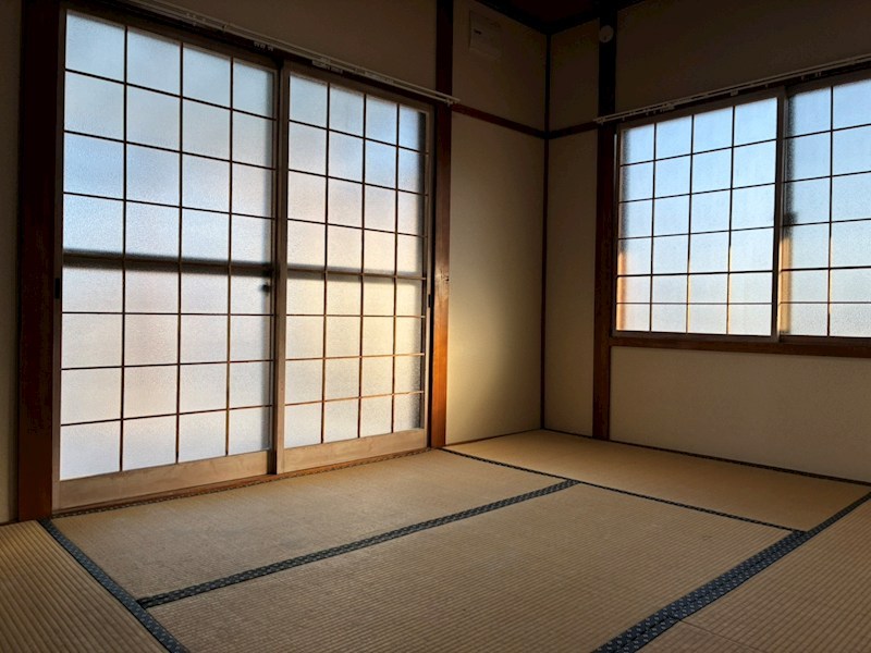 柏陽町５５７番　戸建て 内観写真（リビング以外の居室）