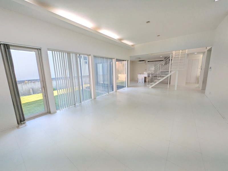 無加川町６３９番　戸建て 内観写真（リビング）