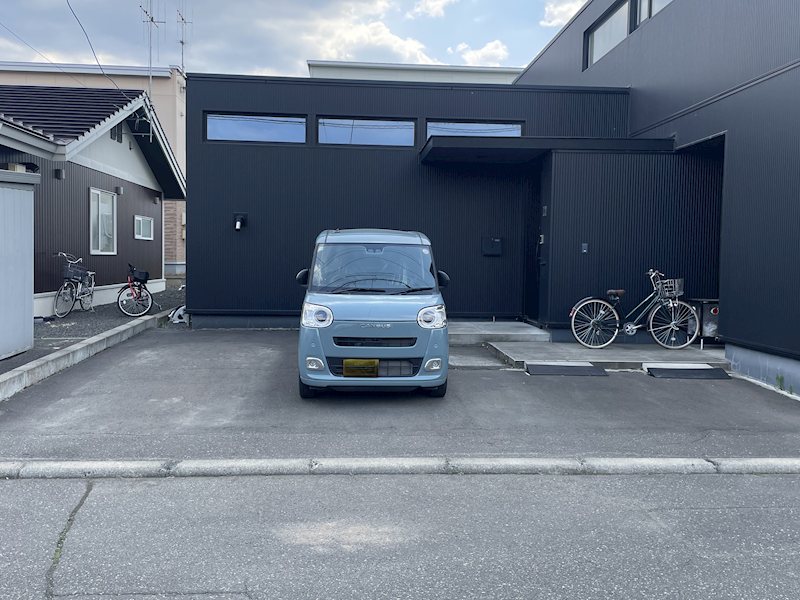 無加川町６３９番　戸建て 現地写真（駐車場）