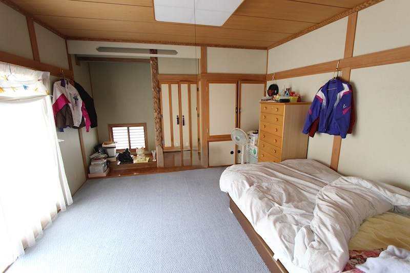 端野町三区３８９番　戸建て 内観写真（リビング以外の居室）