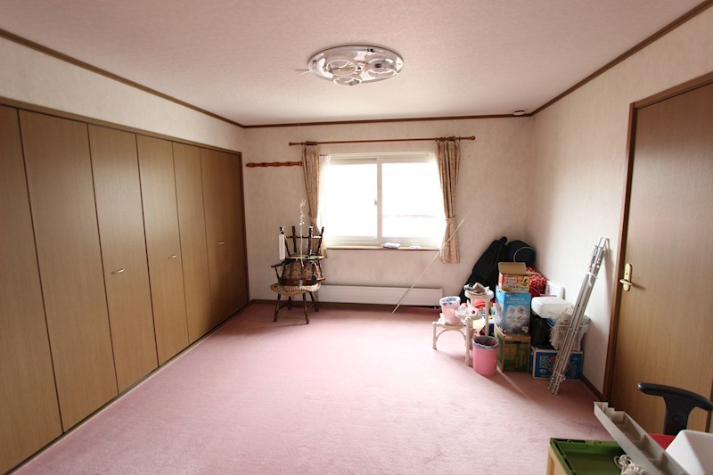 端野町三区３８９番　戸建て 内観写真（リビング以外の居室）