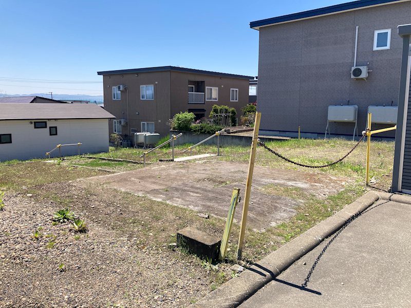 北進町１丁目２９番　戸建て 現地写真（駐車場）