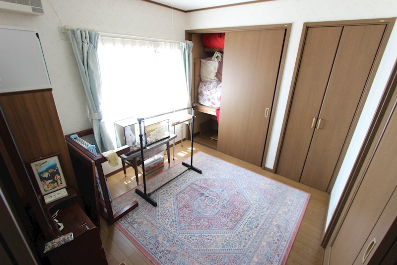 北進町１丁目２９番　戸建て 内観写真（リビング以外の居室）