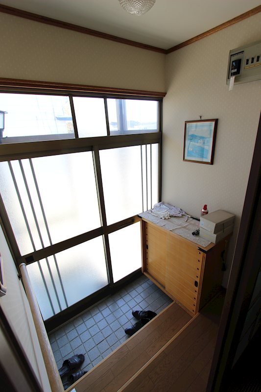 北進町１丁目２９番　戸建て 現地写真（玄関）