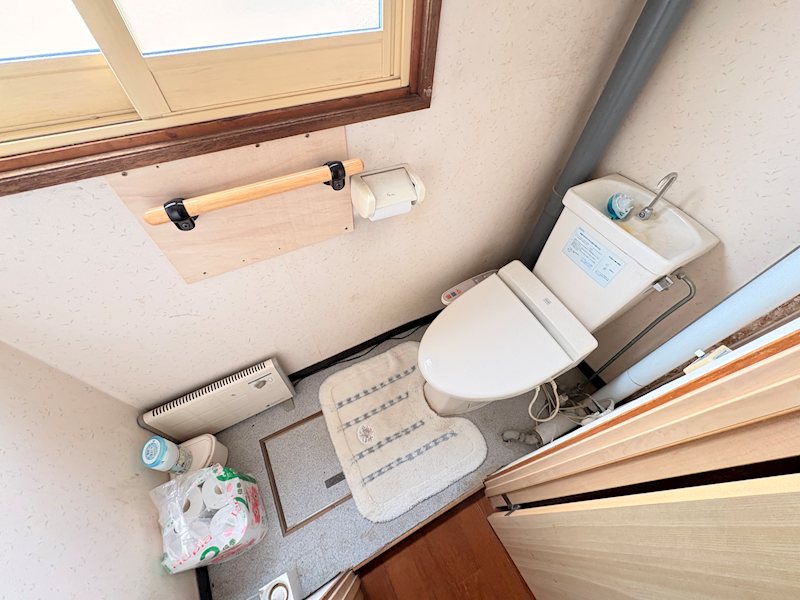 川東３４０番　戸建て 内観写真（トイレ）
