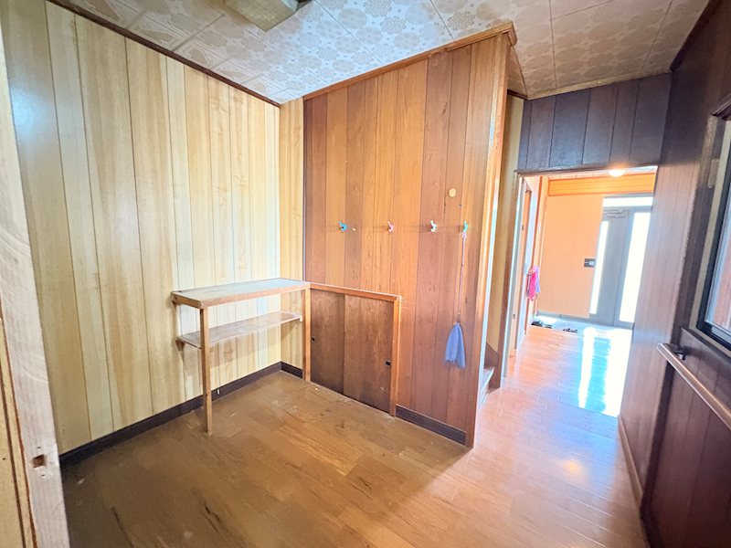 川東３４０番　戸建て 内観写真（内装）