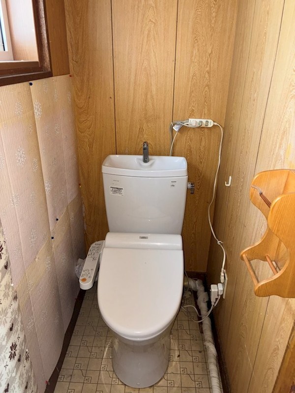 広明町１９９番　戸建て 内観写真（トイレ）
