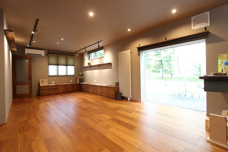 文京町６１４番　戸建て 内観写真（リビング）