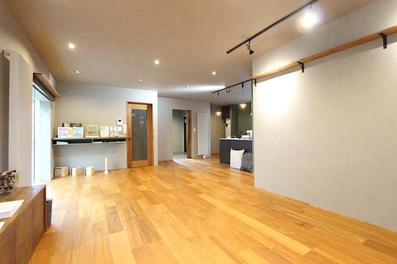 文京町６１４番　戸建て 内観写真（リビング）