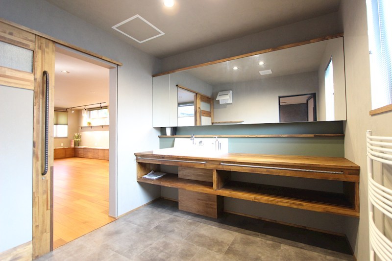 文京町６１４番　戸建て 内観写真（洗面台・洗面所）