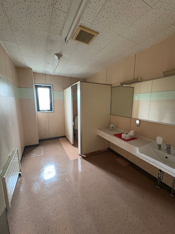 遠軽町大通北９丁目１番　店舗 内観写真（トイレ）