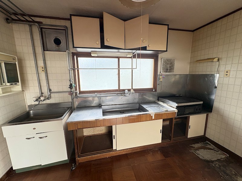 柏陽町５５７番　戸建て 内観写真（キッチン）