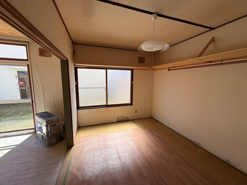 東相内町６５１番　戸建て 内観写真（リビング以外の居室）
