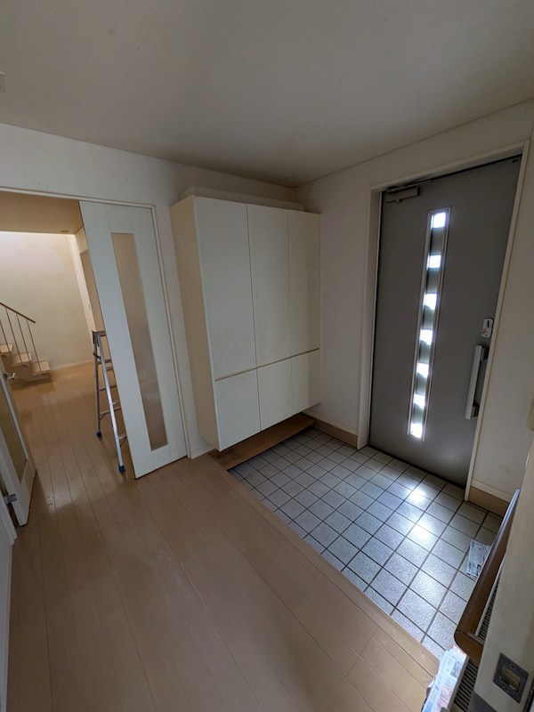 川東５６番　戸建て 内観写真（リビング以外の居室）
