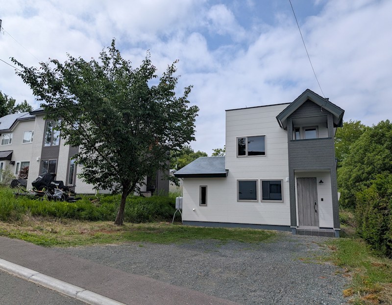 美山町南１０丁目３７番　戸建て 現地写真