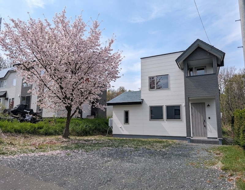 美山町南１０丁目３７番　戸建て 現地写真
