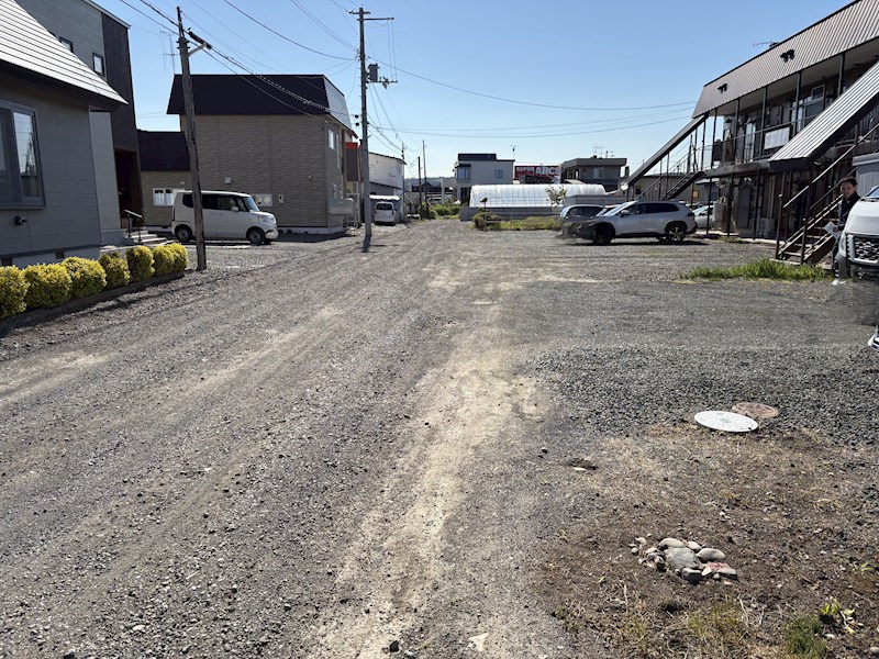 東三輪４丁目１６番　戸建て 現地写真（前面道路含む現地写真）