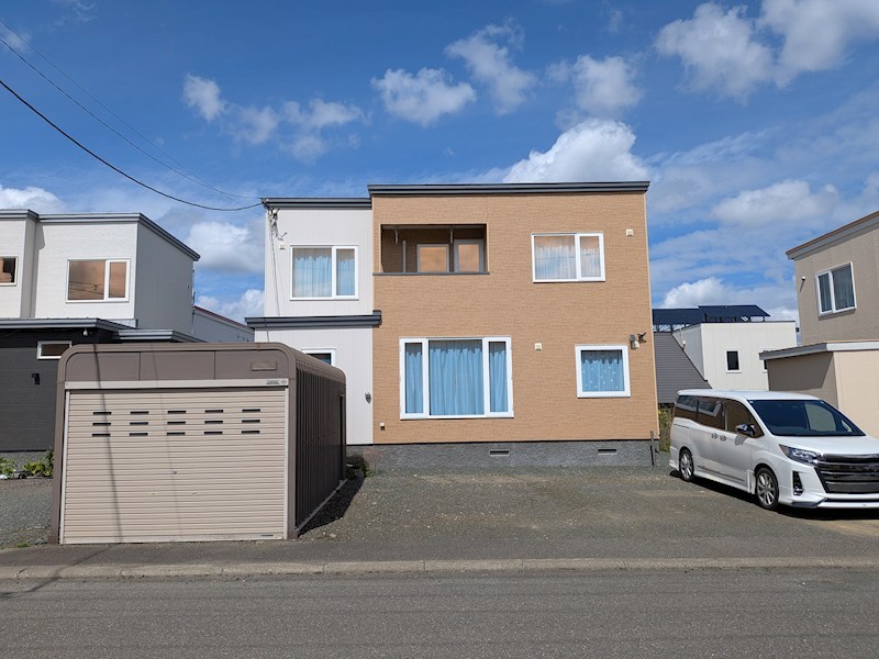 川沿町１２４番　戸建て 現地写真（駐車場）