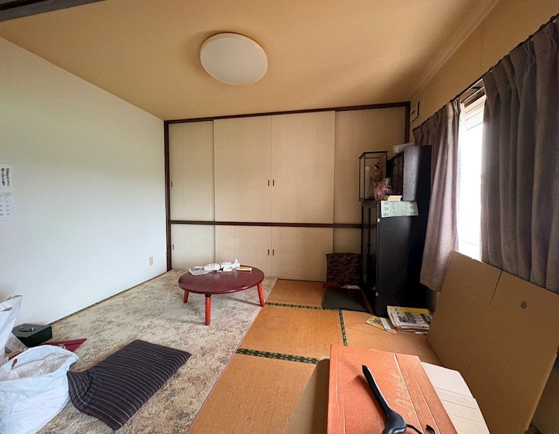 上ところ７８番　戸建て 内観写真（リビング以外の居室）
