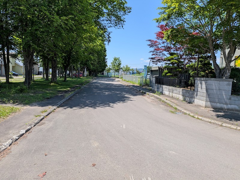 緑町３丁目２番　戸建て 現地写真（前面道路含む現地写真）