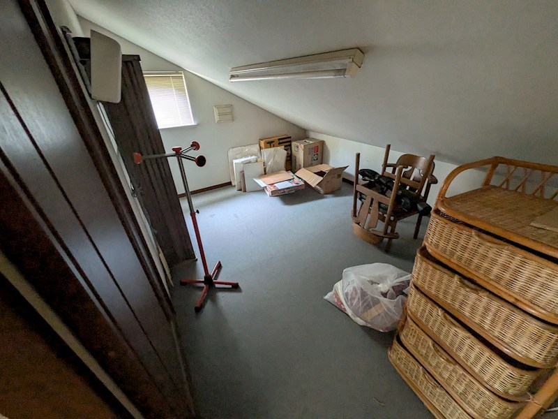 緑町３丁目２番　戸建て 内観写真（収納）