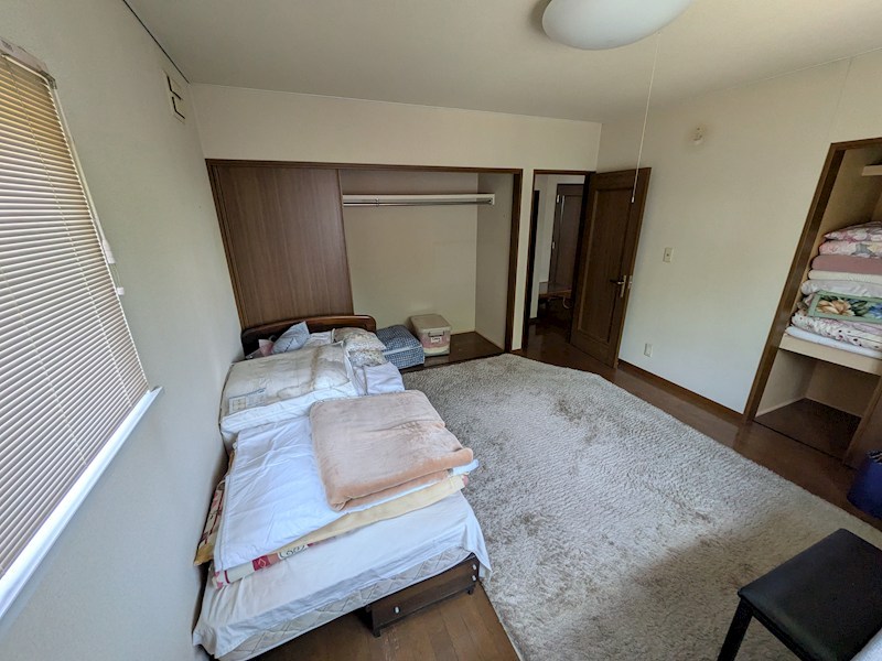緑町３丁目２番　戸建て 内観写真（収納）