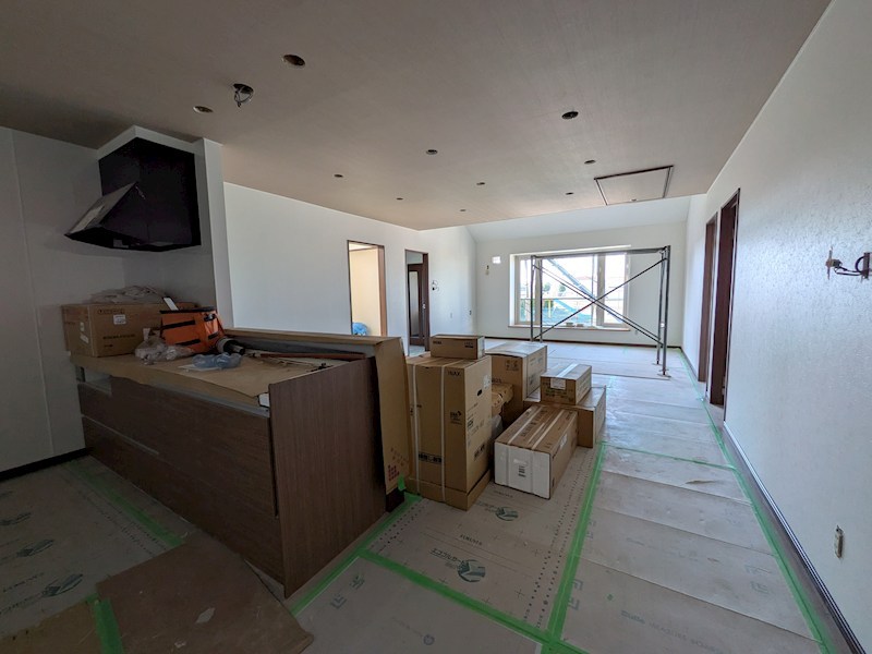 中央三輪３丁目５３０番　戸建て 内観写真（リビング）